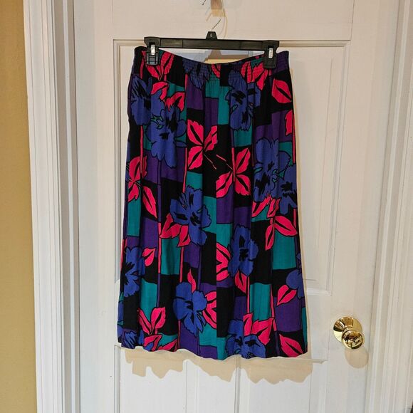 80s Indie Boho Graphic Floral Skirt - Picture 2 of 4